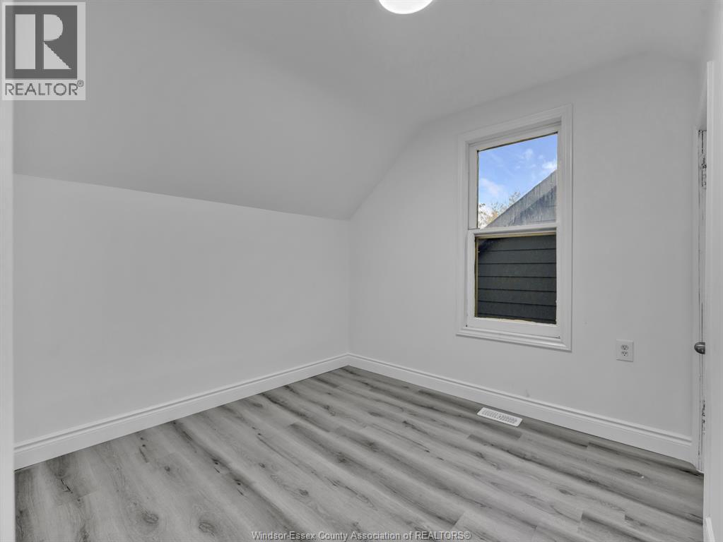 1022 Hickory Road, Windsor, Ontario N8Y 3S1 - Photo 25 - 26022478