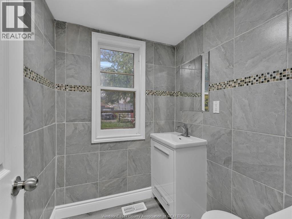 1022 Hickory Road, Windsor, Ontario N8Y 3S1 - Photo 15 - 26022478