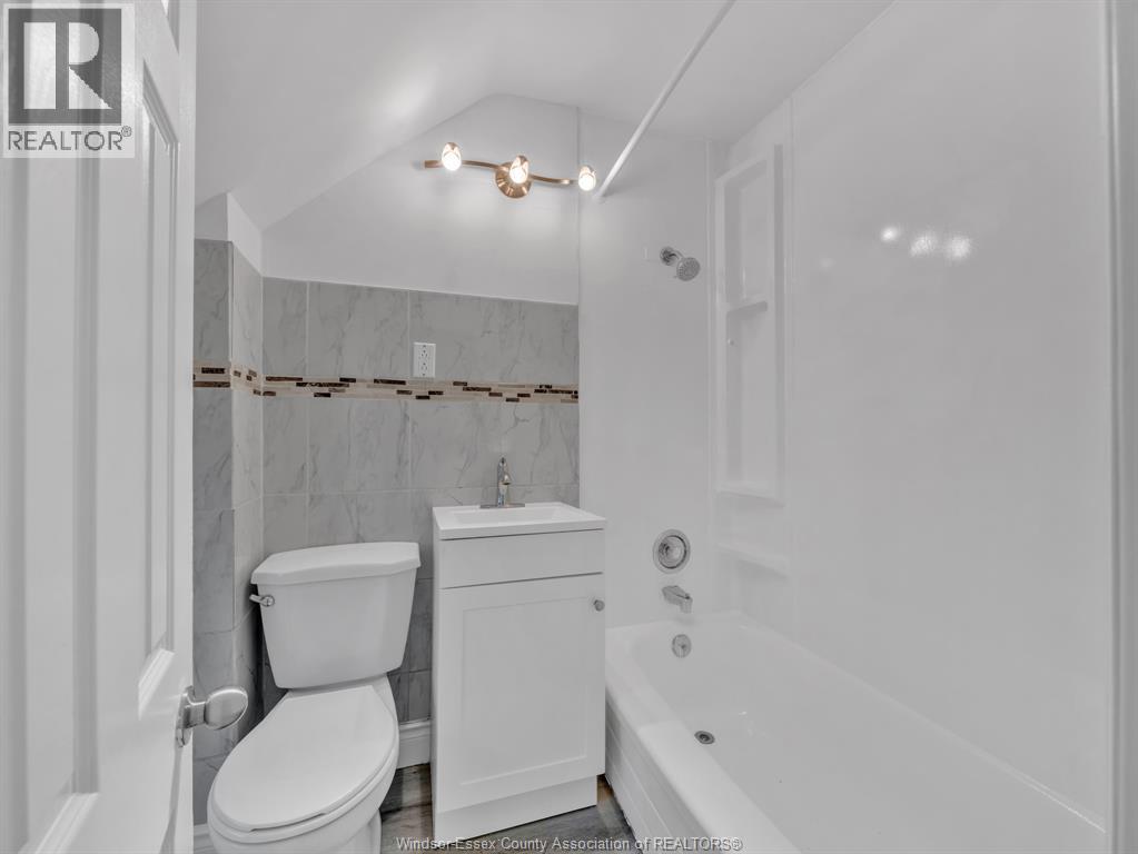 1022 Hickory Road, Windsor, Ontario N8Y 3S1 - Photo 18 - 26022478