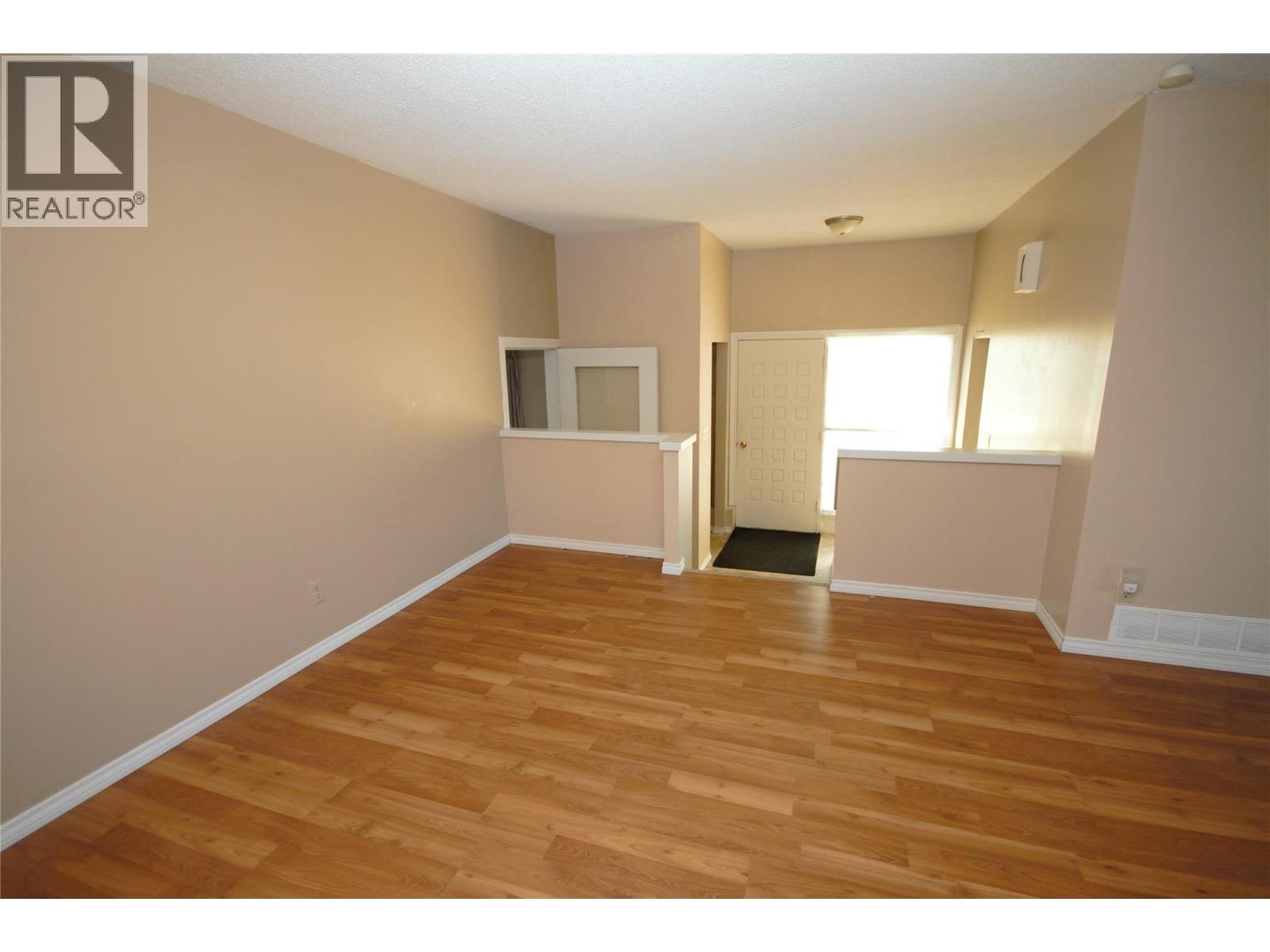 4923 Ryegrass Road, Oliver, British Columbia  V0H 1T1 - Photo 11 - 10403768
