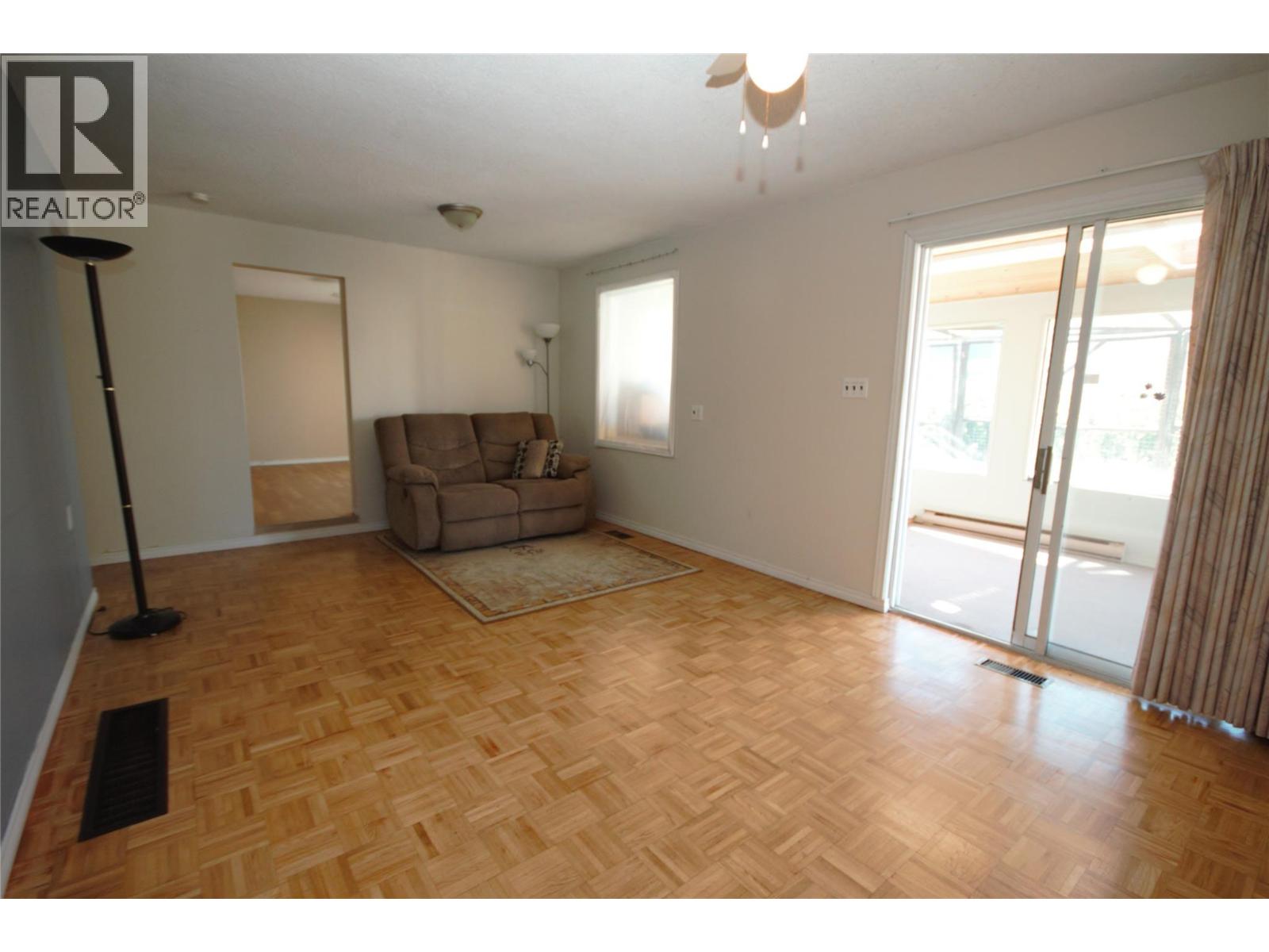 4923 Ryegrass Road, Oliver, British Columbia  V0H 1T1 - Photo 18 - 10403768