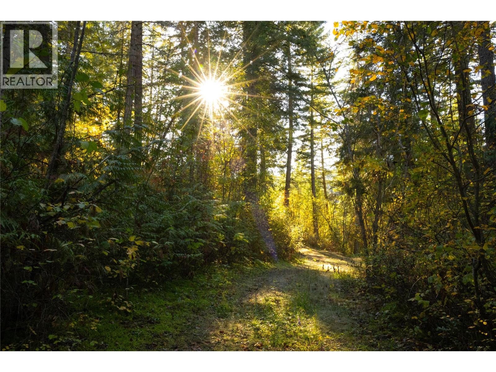 190 Twin Lakes Road, Enderby, British Columbia