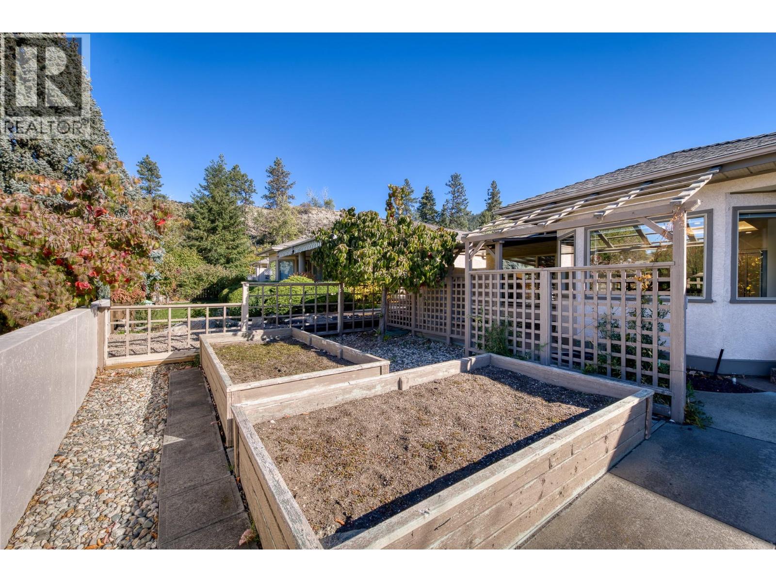 102 Forestbrook Place Unit# 101, Penticton, British Columbia  V2A 7N4 - Photo 29 - 10403043