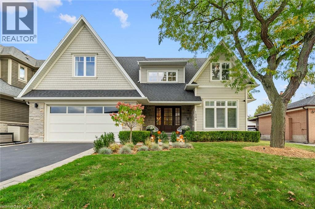 1394 WAVERLY Avenue, Oakville, Ontario