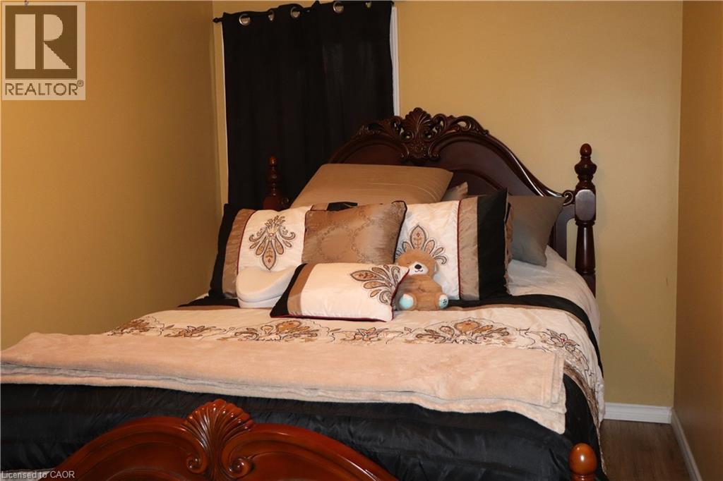348 Weir Street N, Hamilton, Ontario  L8H 5G7 - Photo 14 - 40863642