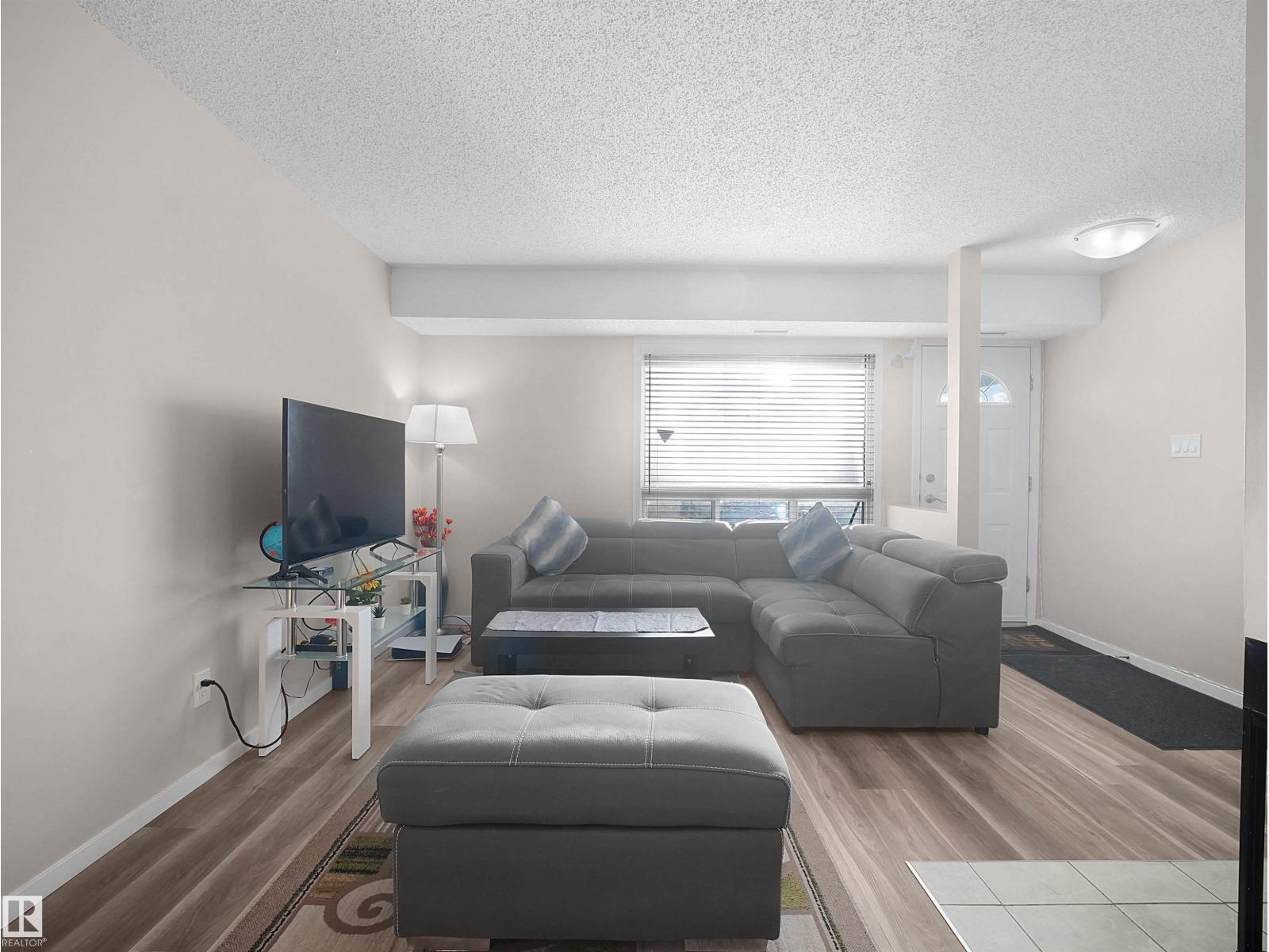 #134 2703 79 ST NW