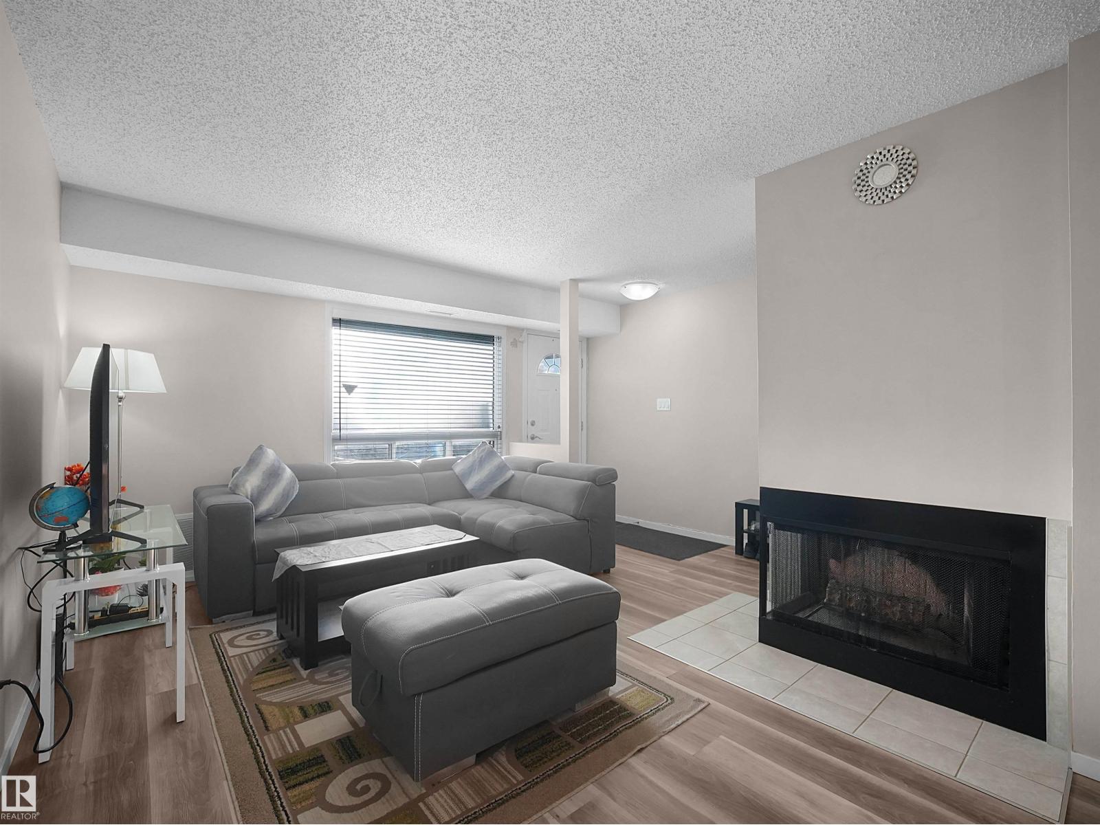 #134 2703 79 ST NW