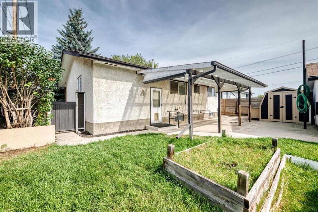 947 Maitland Way NE, Calgary, Alberta  T2A 5M8 - Photo 36 - A2338420