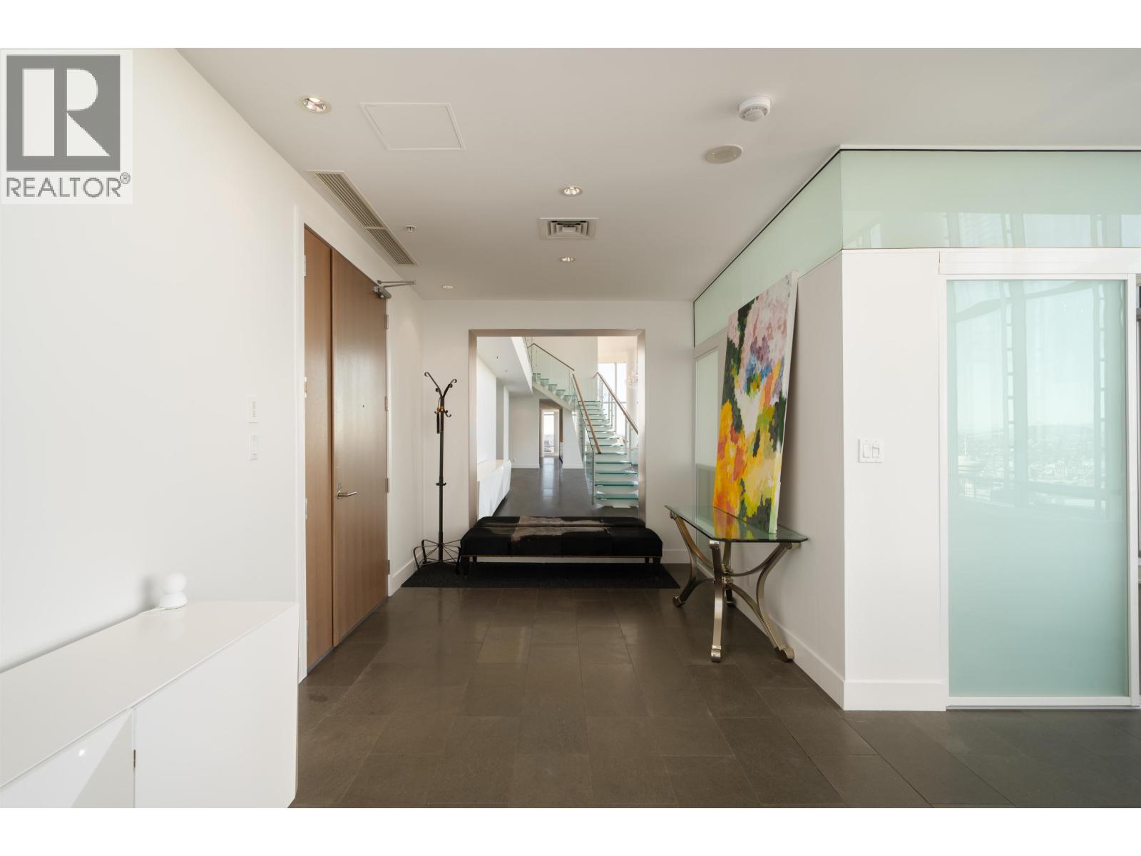 5303 1128 W GEORGIA STREET