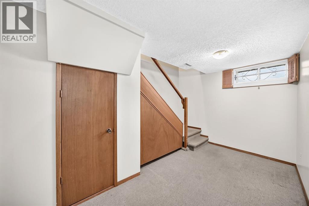 947 Maitland Way NE, Calgary, Alberta  T2A 5M8 - Photo 27 - A2338420