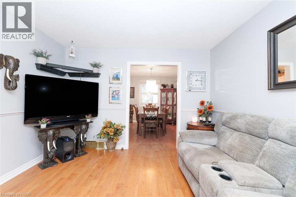 24 Inglewood Court, Grimsby, Ontario  L3M 4S2 - Photo 14 - 40871148