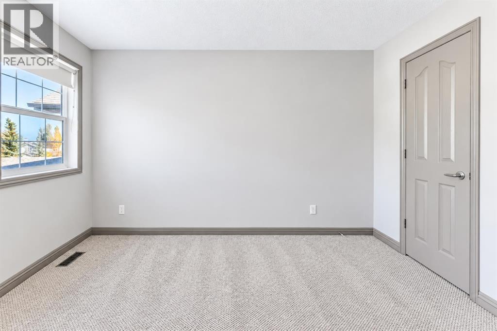 51 Chapalina Terrace Se, Calgary, Alberta  T2X 3X2 - Photo 12 - A2352848