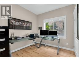 628 Spruceview Place S, Kelowna, British Columbia  V1V 2P7 - Photo 46 - 10402052