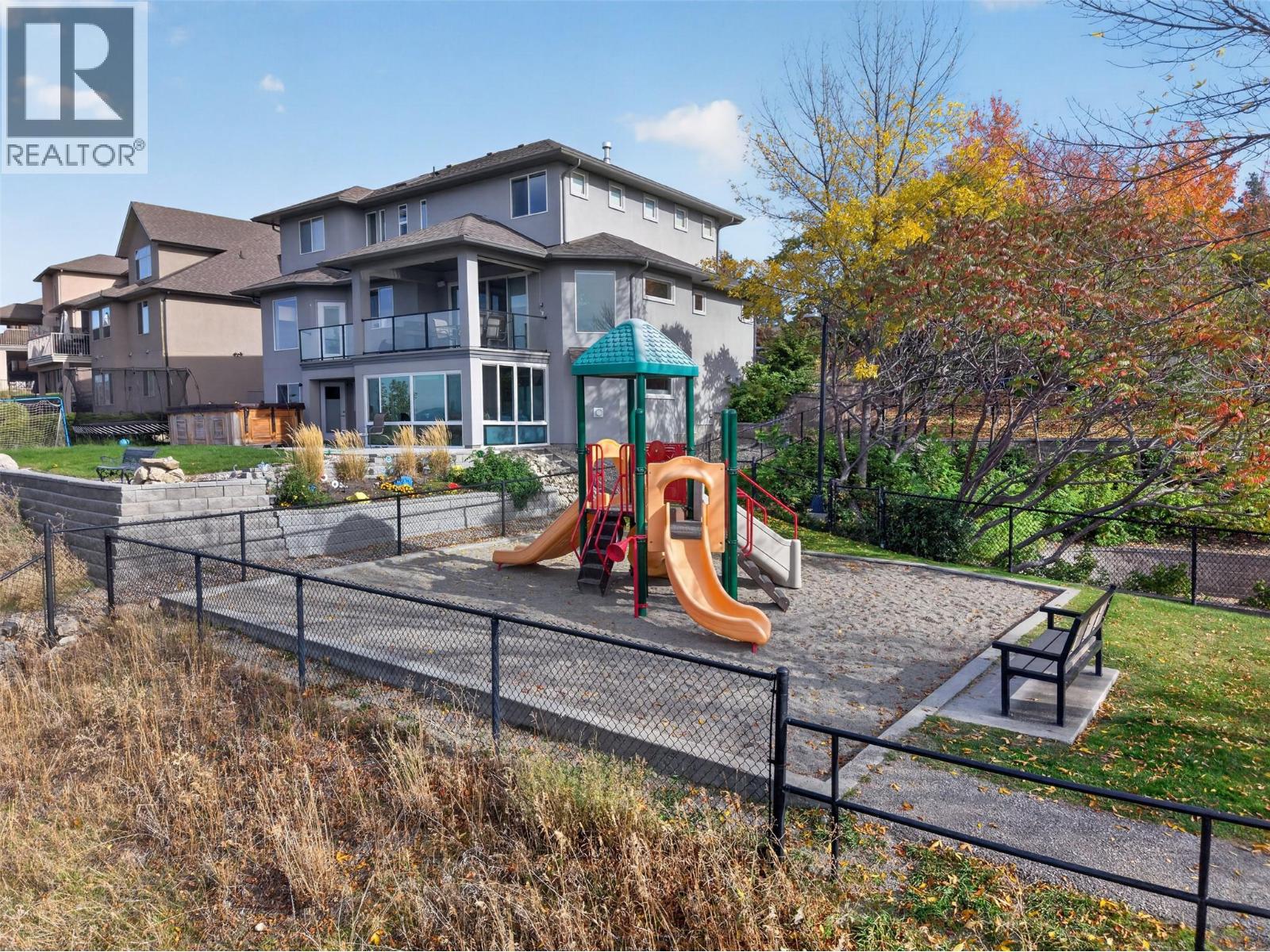 2512 Selkirk Drive, Kelowna, British Columbia  V1V 2V6 - Photo 52 - 10402781