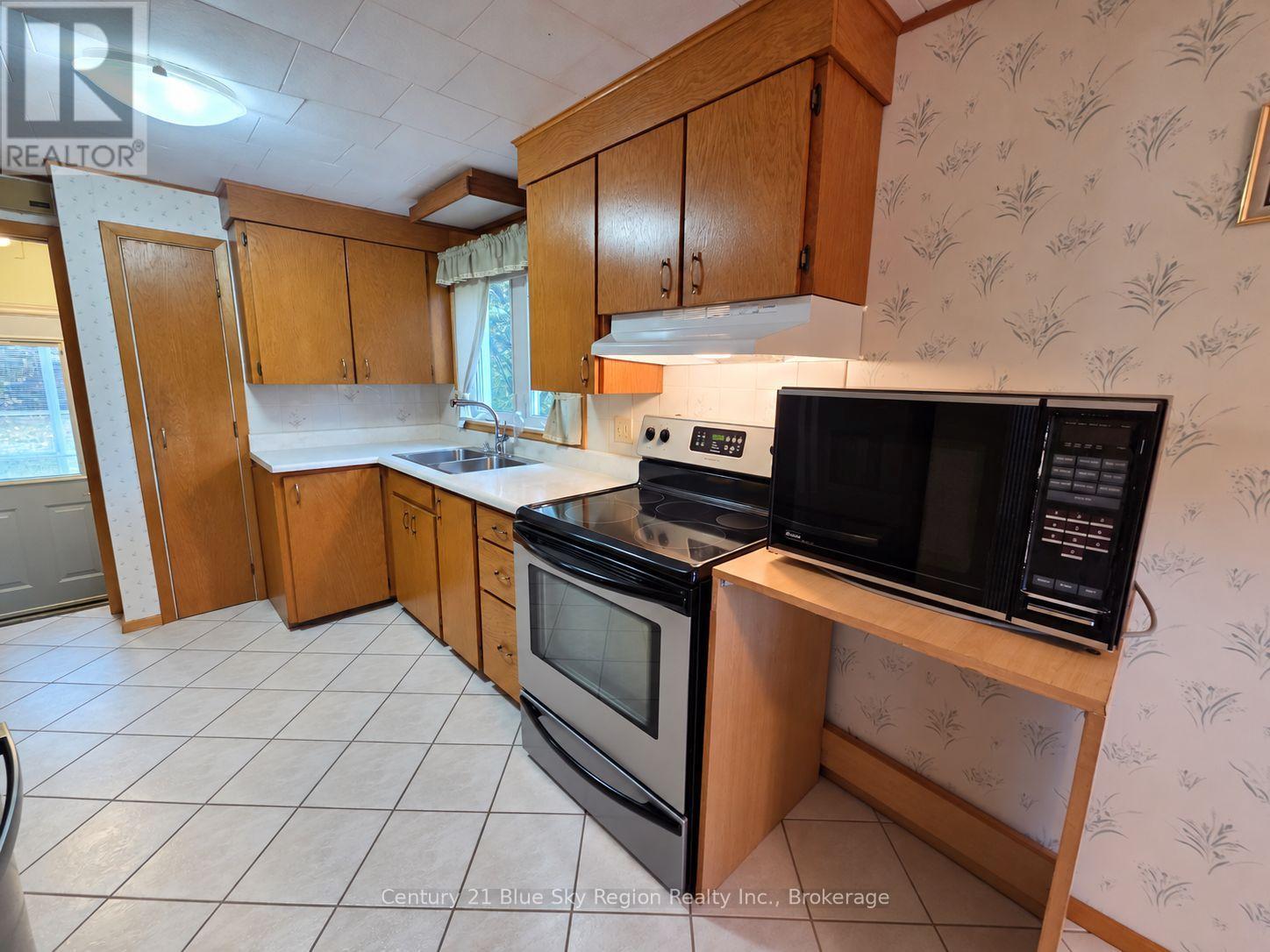 1110 Copeland Street, North Bay, Ontario  P1B 3E8 - Photo 6 - X14087972