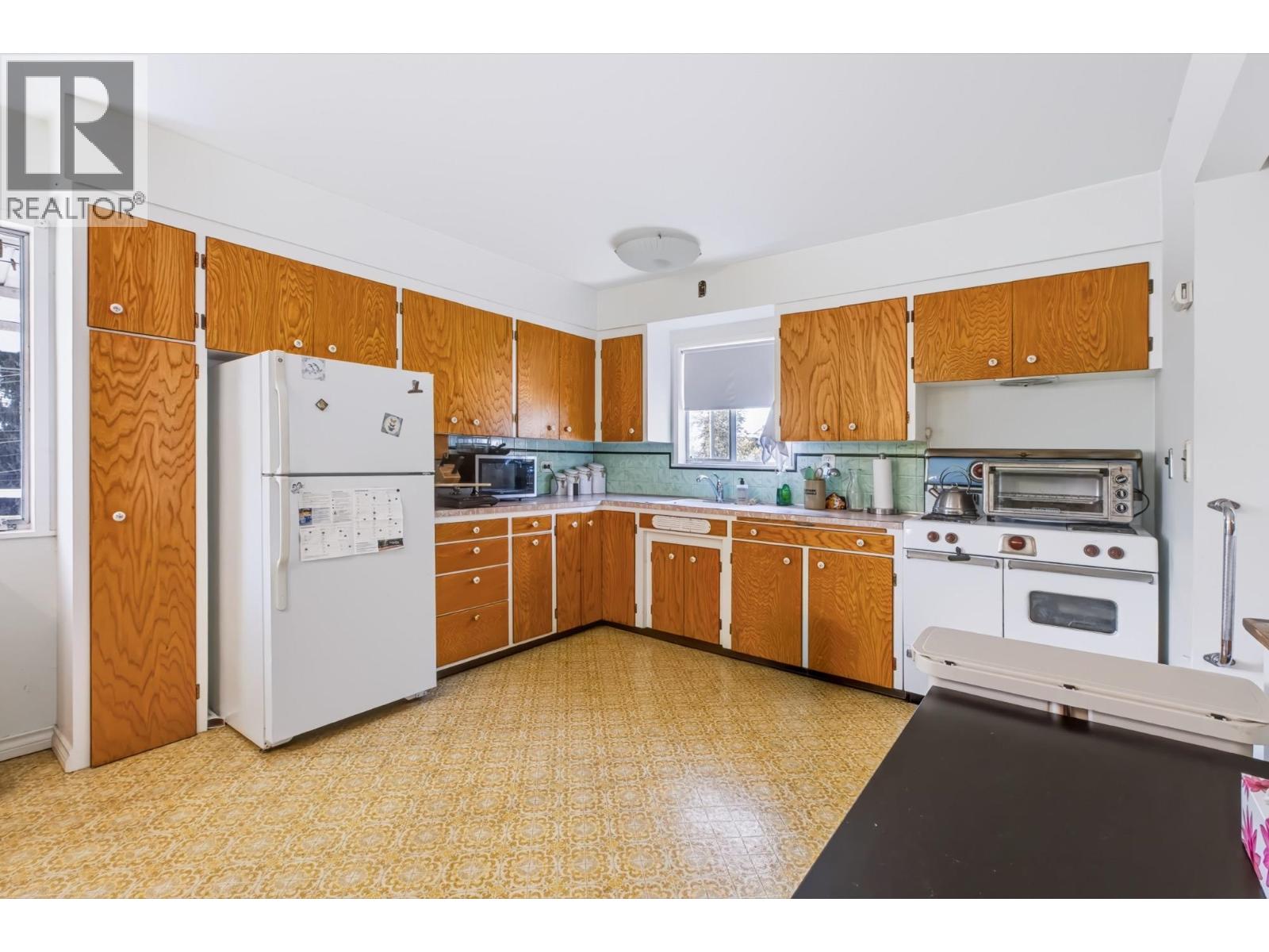 205 Nelson Street, Coquitlam, British Columbia  V3K 4M5 - Photo 11 - R3176095