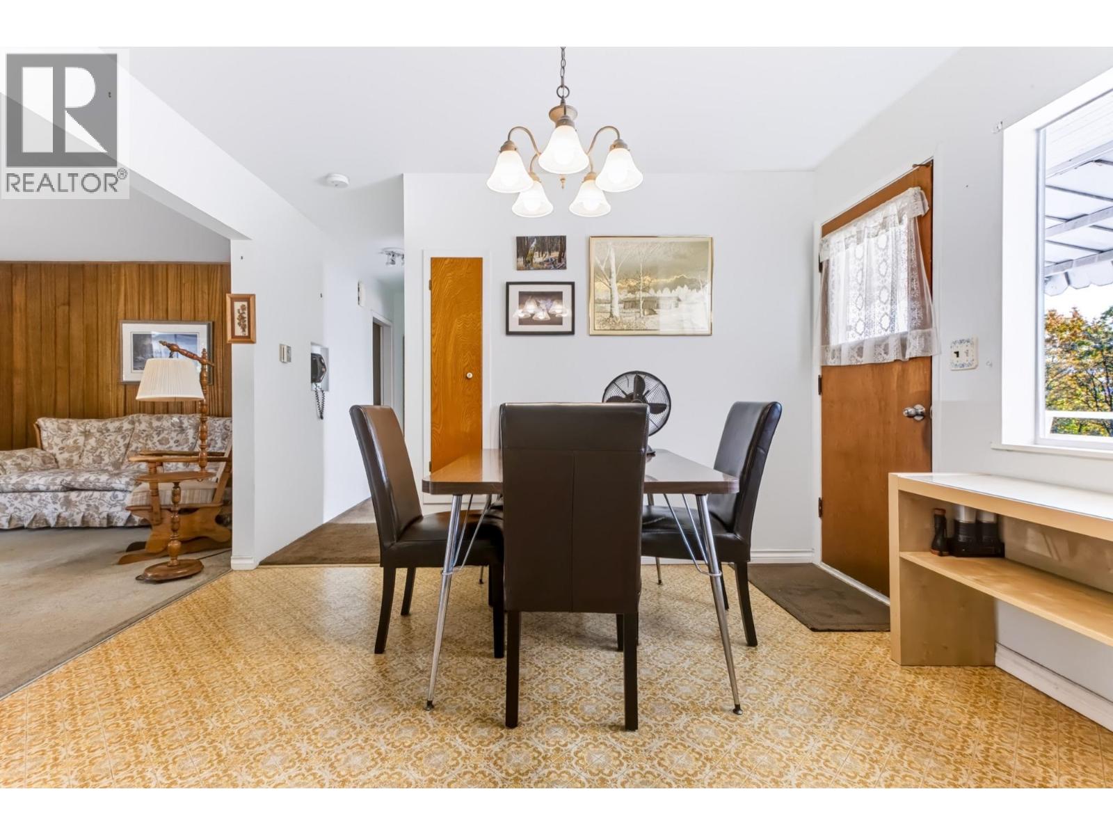 205 Nelson Street, Coquitlam, British Columbia  V3K 4M5 - Photo 14 - R3176095