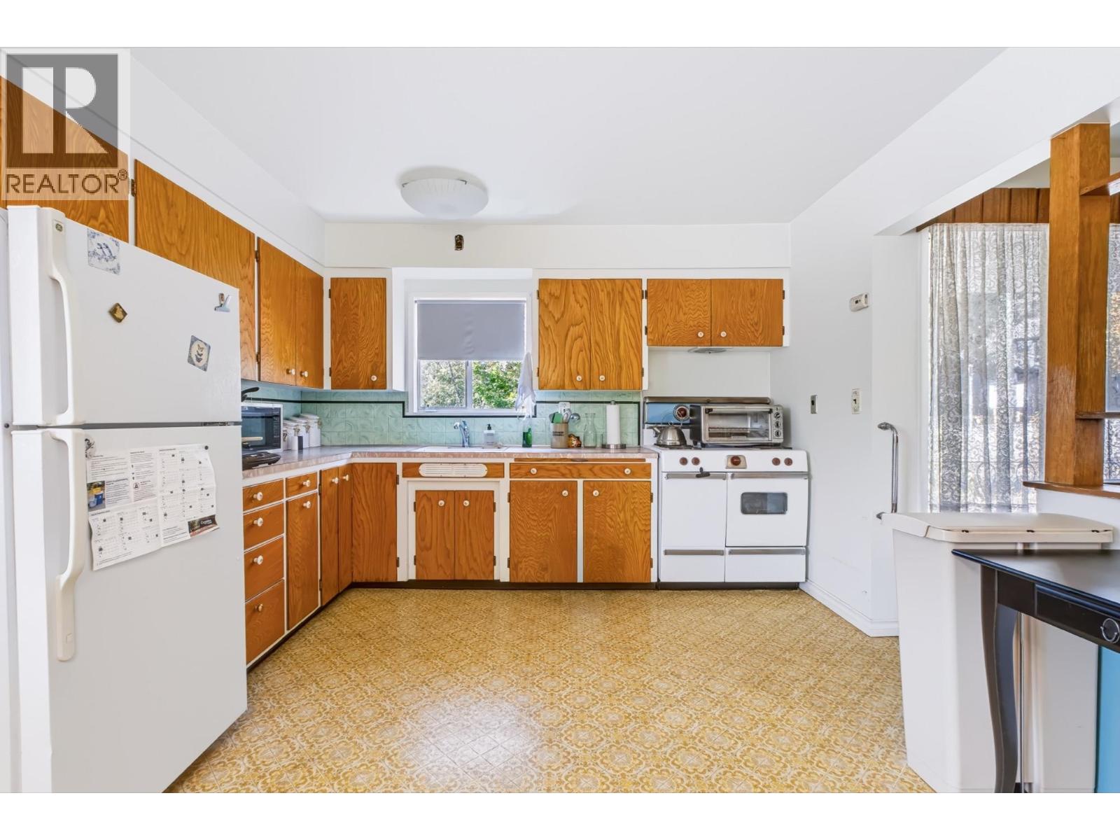 205 Nelson Street, Coquitlam, British Columbia  V3K 4M5 - Photo 9 - R3176095