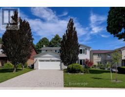 20 MOSSGROVE TRAIL, Toronto, Ontario