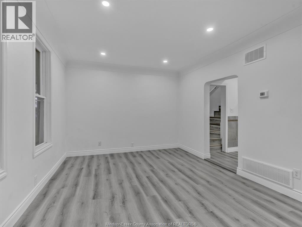 1022 Hickory Road, Windsor, Ontario N8Y 3S1 - Photo 10 - 26021771