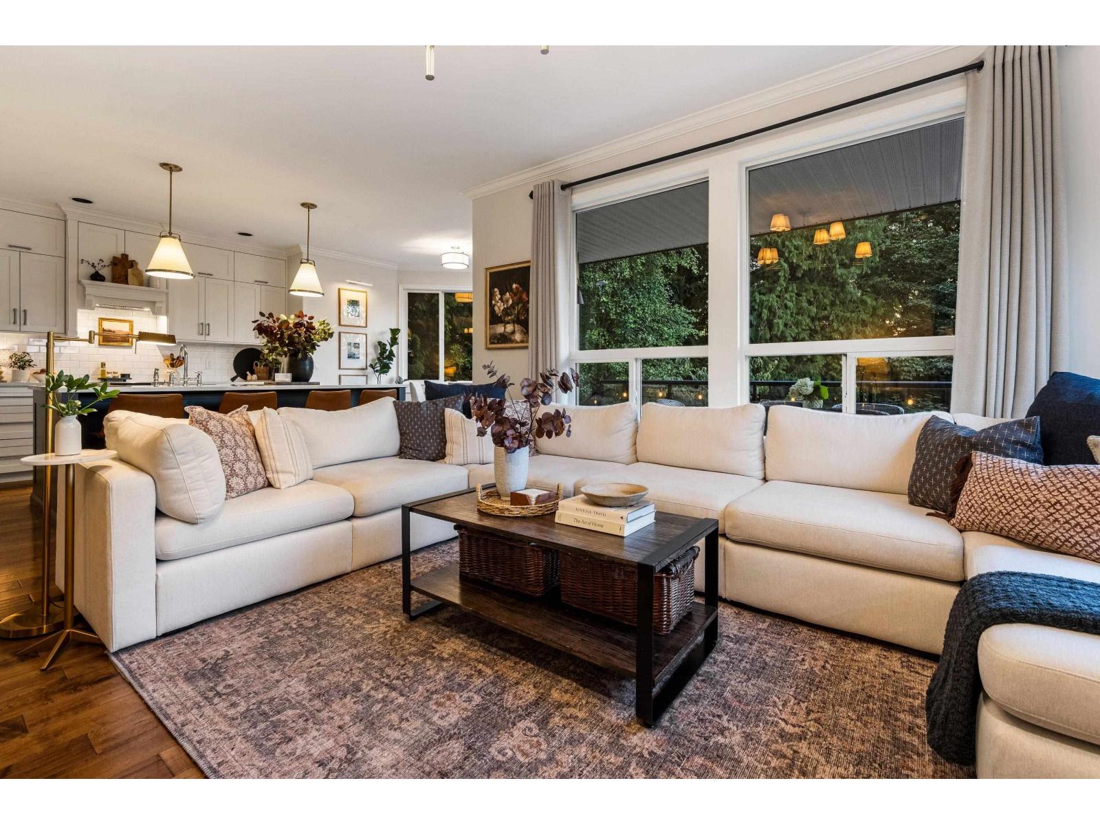 35703 St Andrews Court, Abbotsford, British Columbia  V3G 2Z3 - Photo 12 - R3175230