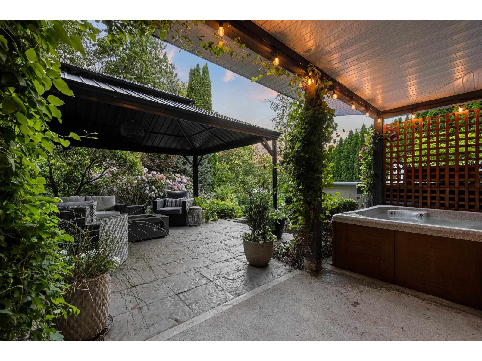 35703 St Andrews Court, Abbotsford, British Columbia  V3G 2Z3 - Photo 22 - R3175230