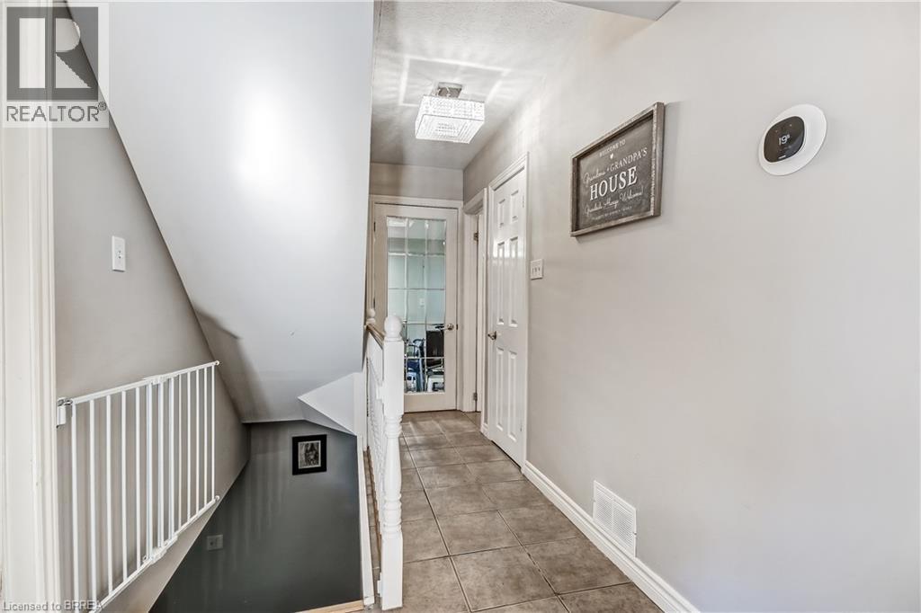 36 Alexander Drive, Brantford, Ontario  N3T 5C5 - Photo 9 - 40871564