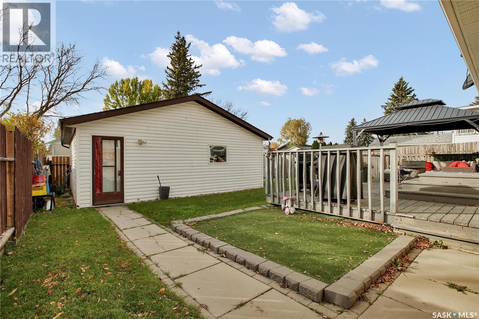 106 Shea Crescent, Saskatoon, Saskatchewan  S7L 5M1 - Photo 34 - SK051206