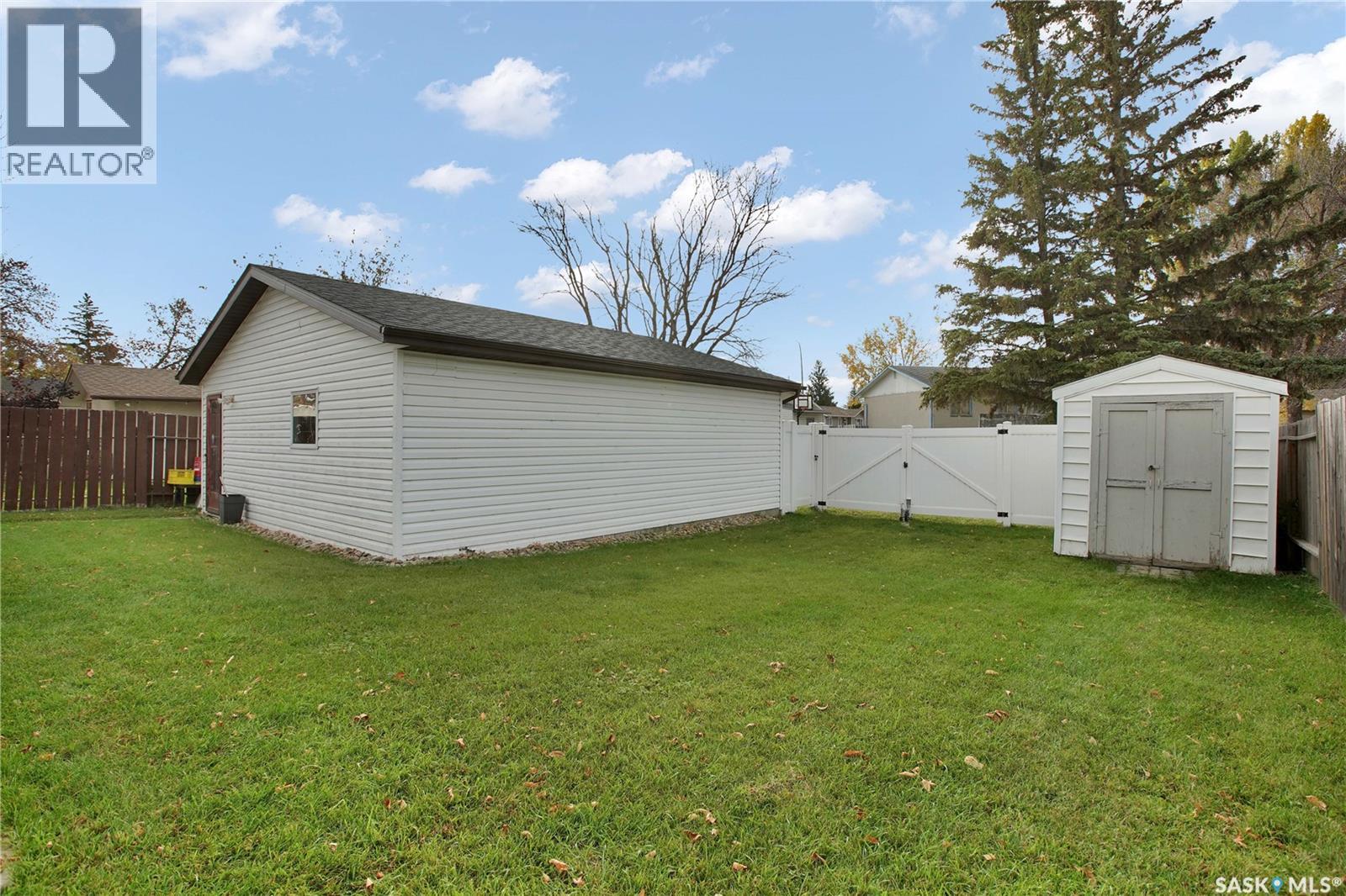 106 Shea Crescent, Saskatoon, Saskatchewan  S7L 5M1 - Photo 37 - SK051206