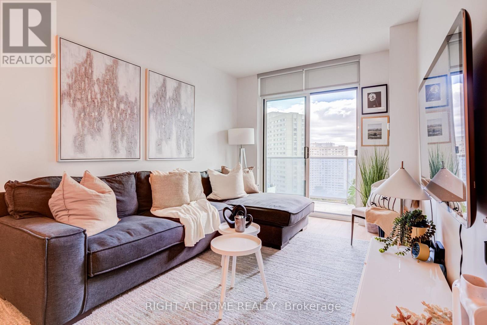 1405 - 70 ABSOLUTE AVENUE, Mississauga, Ontario