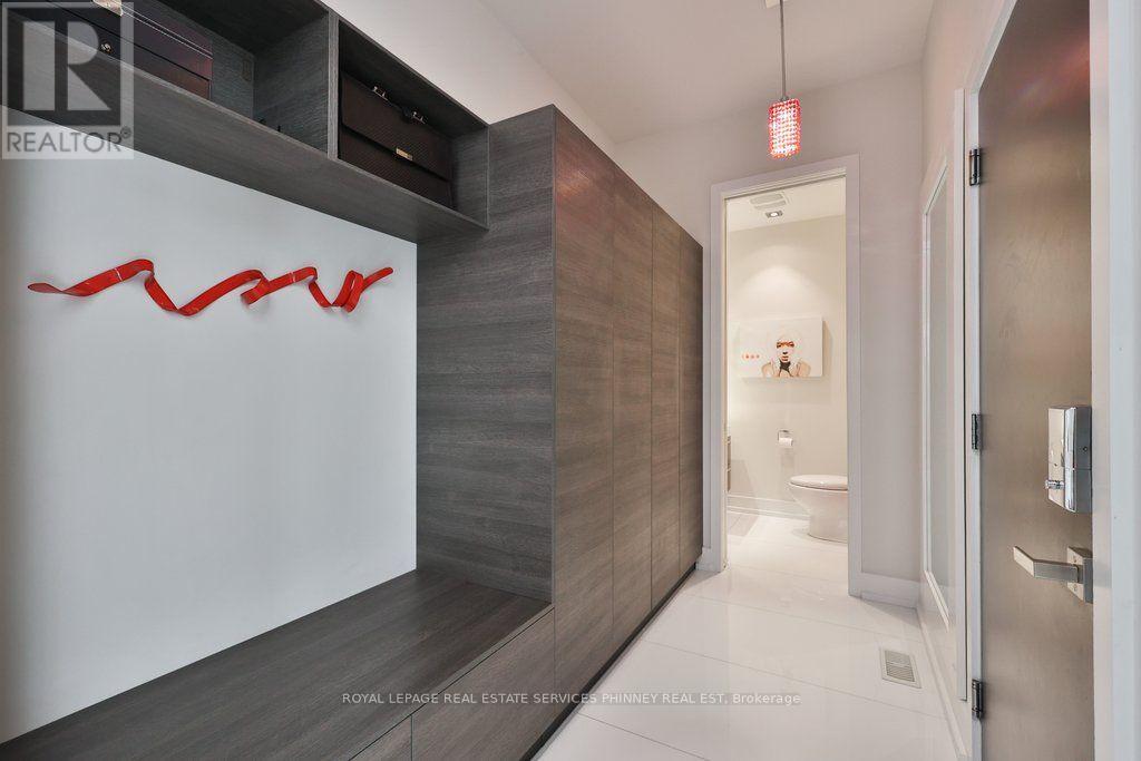 647 Montbeck Crescent, Mississauga, Ontario  L5G 1P1 - Photo 14 - W14028458
