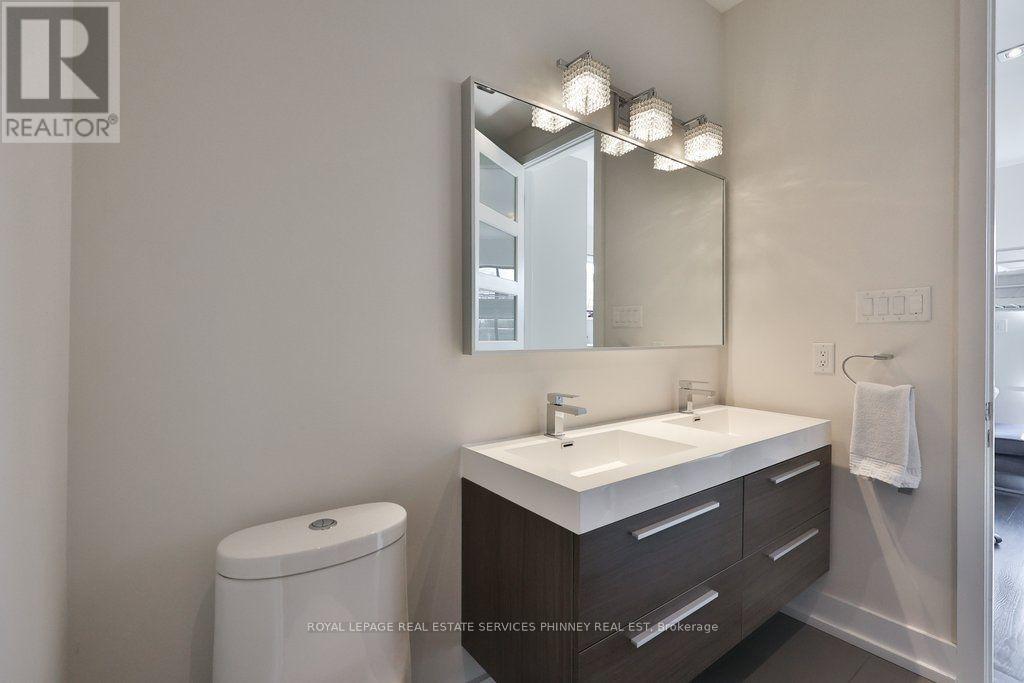 647 Montbeck Crescent, Mississauga, Ontario  L5G 1P1 - Photo 26 - W14028458