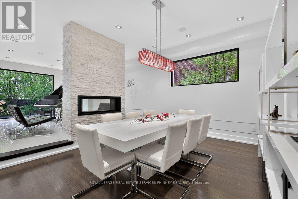 647 Montbeck Crescent, Mississauga, Ontario  L5G 1P1 - Photo 6 - W14028458