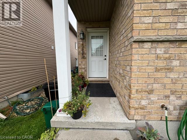 279 Country Stone Drive Unit# B, Kitchener, Ontario  N2N 3R9 - Photo 3 - 40872021