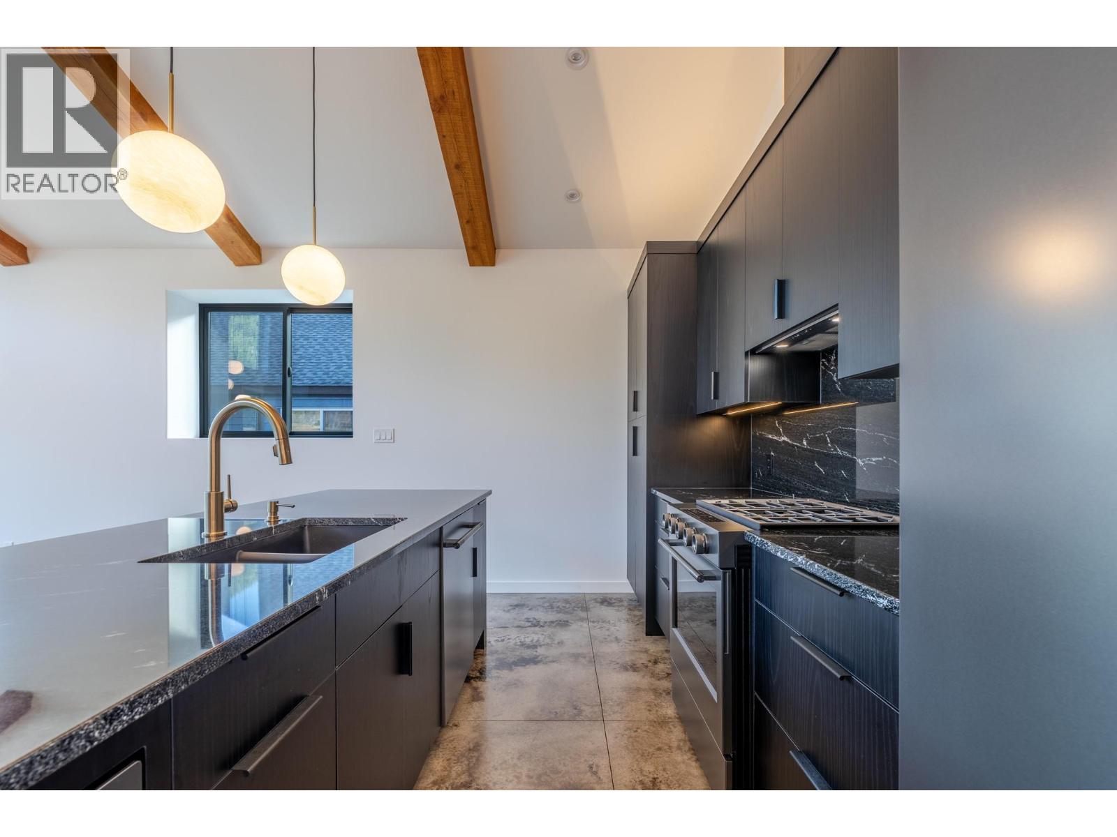 134 Clearview Crescent