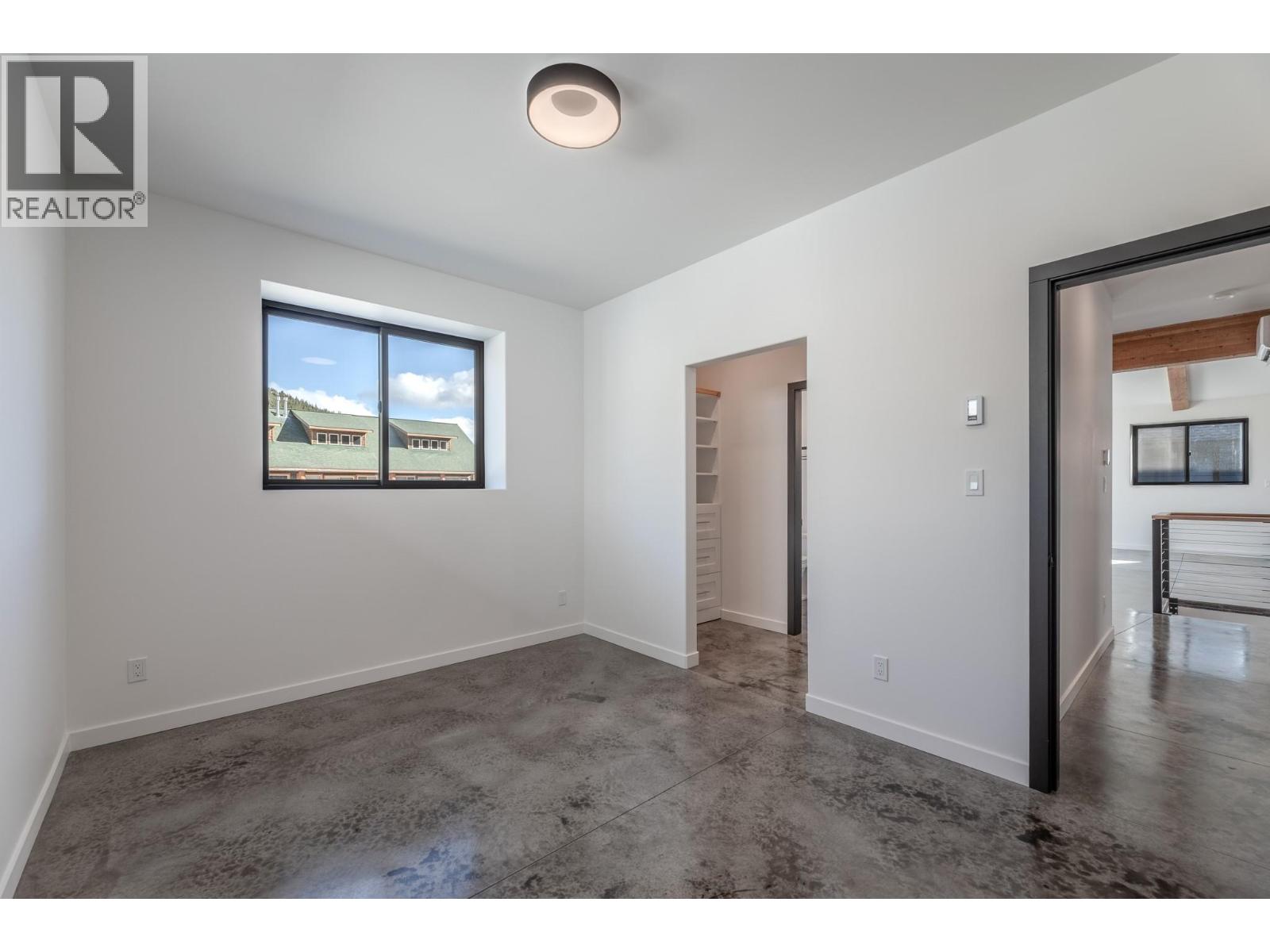 134 Clearview Crescent