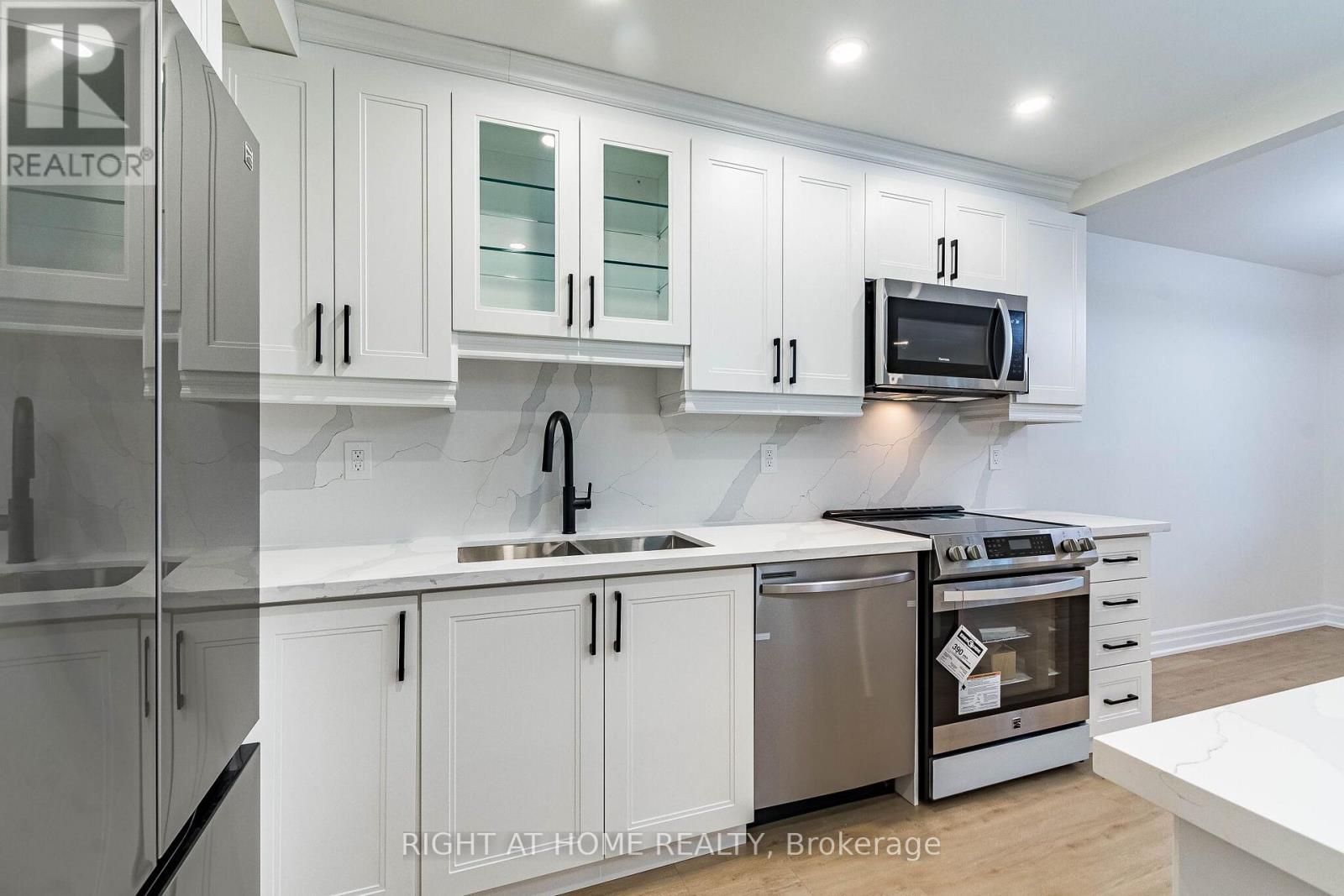 75 - 6797 Formentera Avenue, Mississauga, Ontario  L5N 2L6 - Photo 11 - W14086978