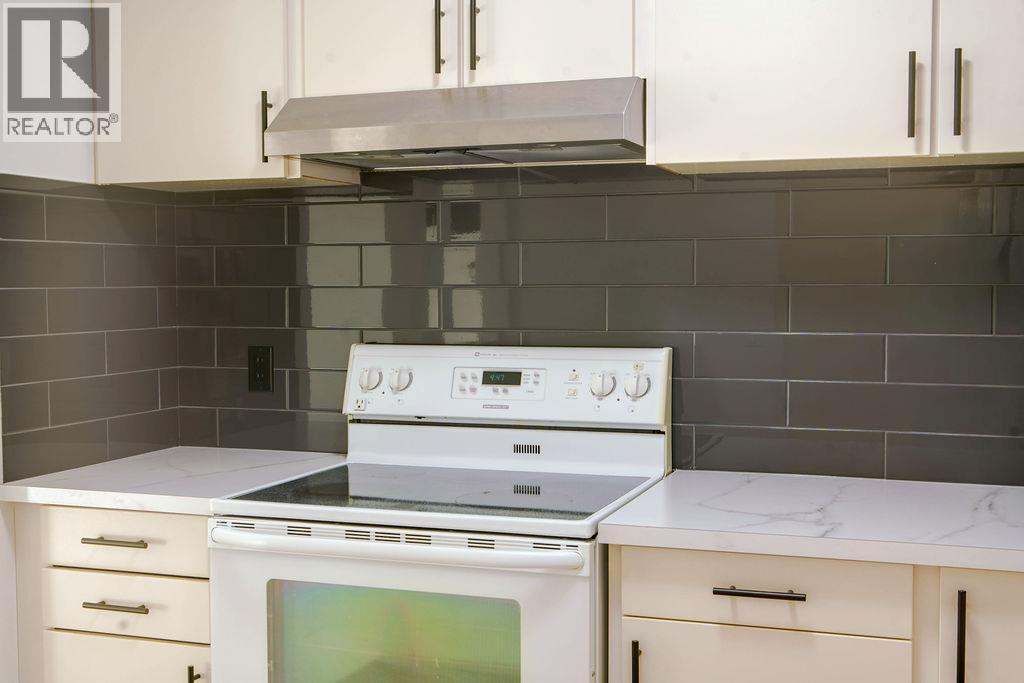44 Whiteshield Crescent S Unit# 301