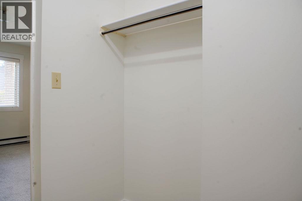 44 Whiteshield Crescent S Unit# 301