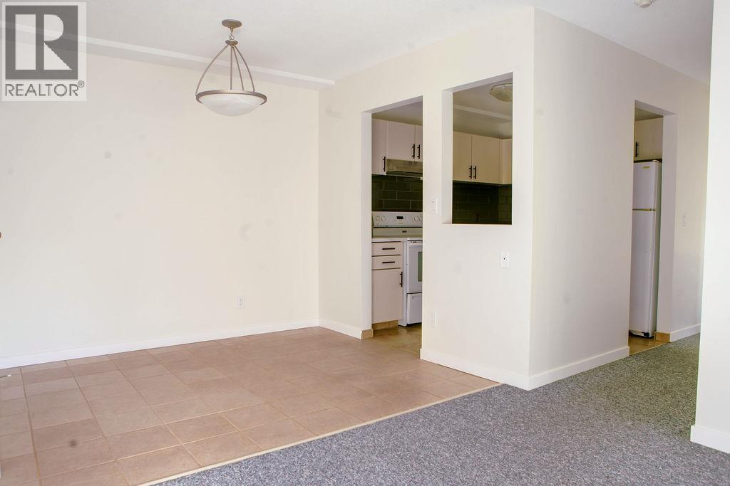 44 Whiteshield Crescent S Unit# 301