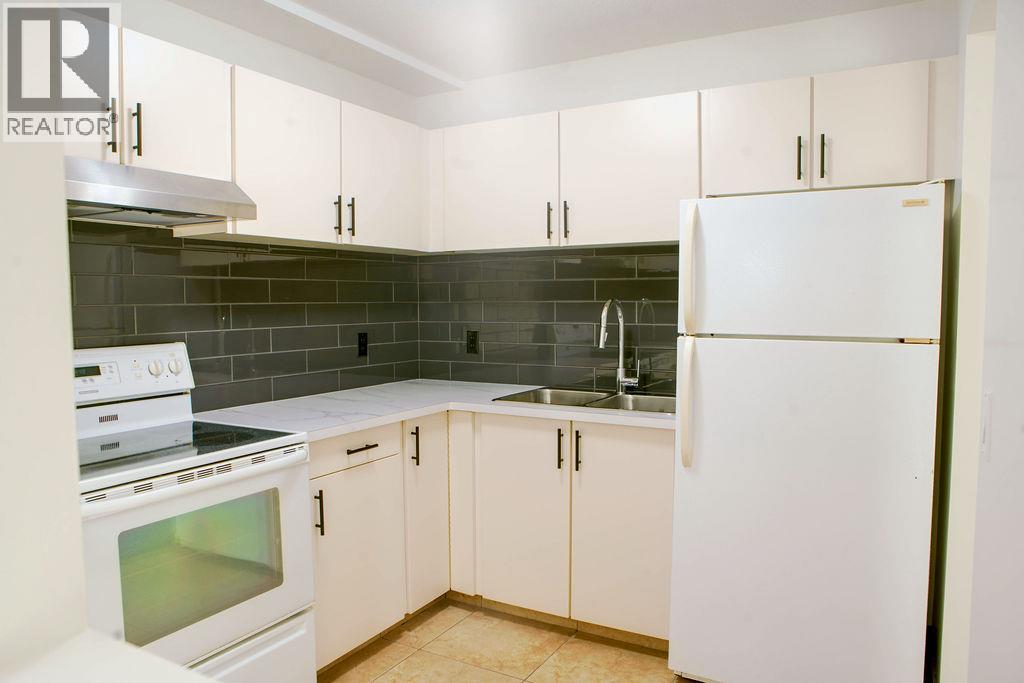 44 Whiteshield Crescent S Unit# 301