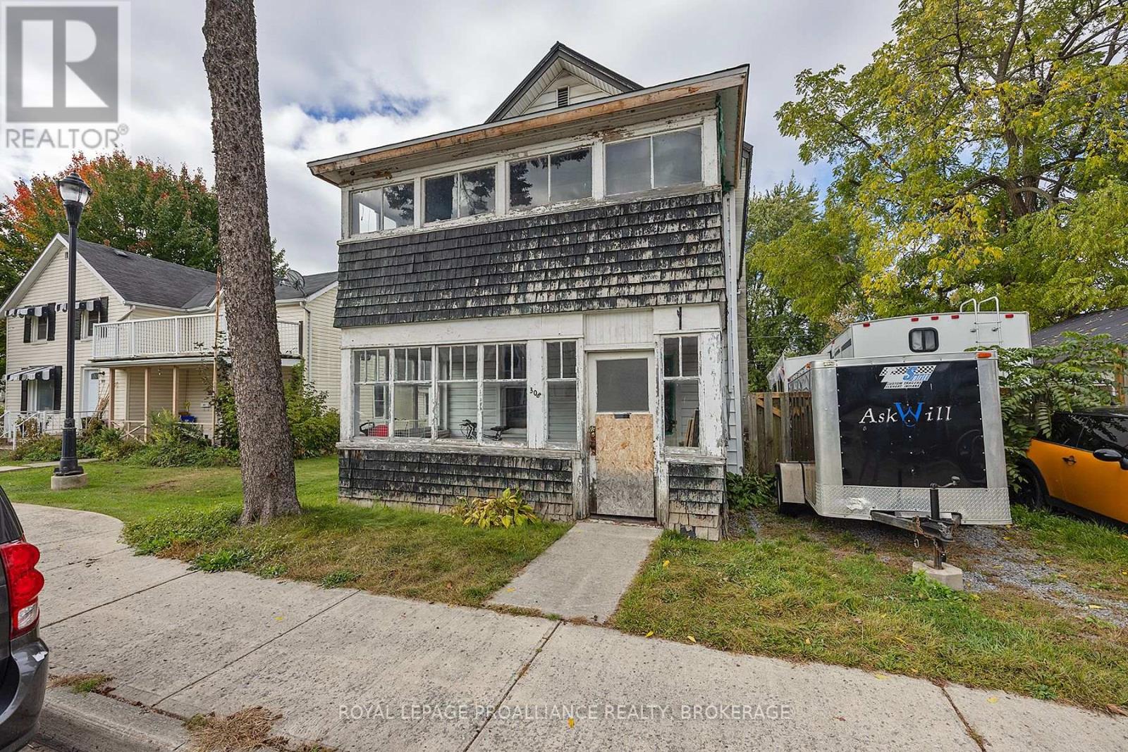 308 Brock Street, Gananoque, Ontario  K7G 1K6 - Photo 2 - X14088034