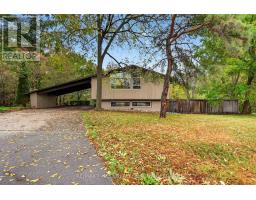11 EDGEWOOD ROAD, Loyalist, Ontario