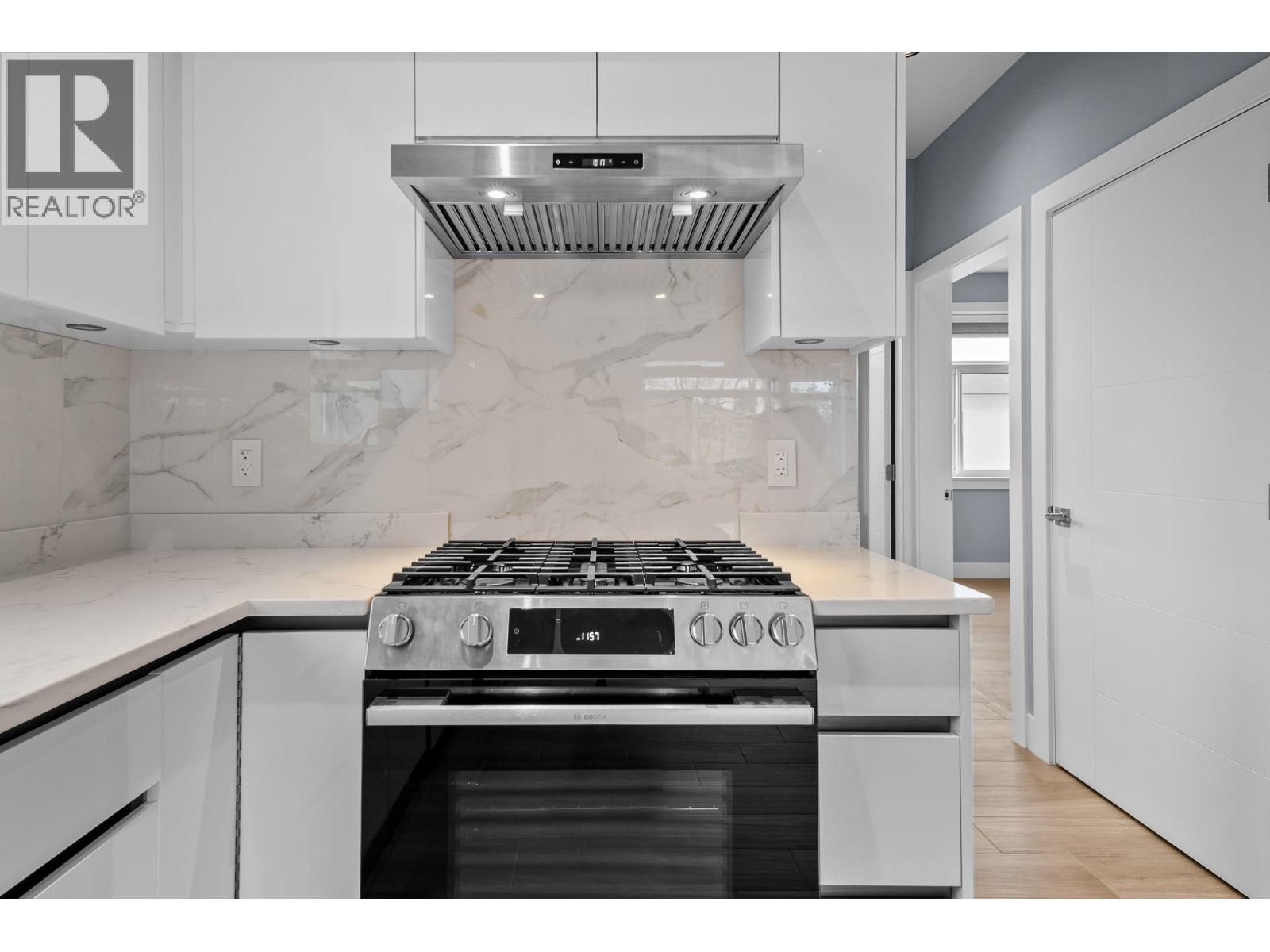 2 2557 W King Edward Avenue, Vancouver, British Columbia  V6L 1T5 - Photo 5 - R3173311