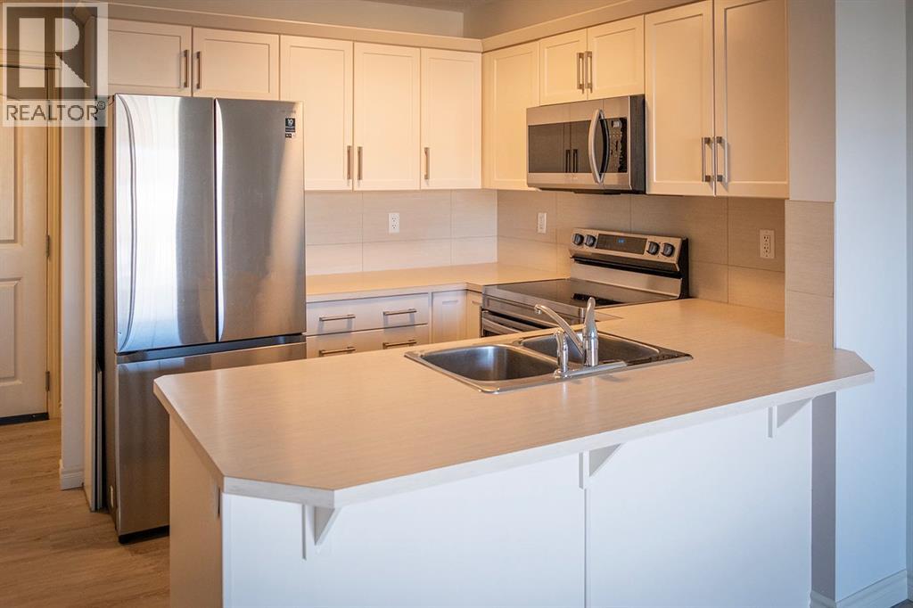 204, 304 Cranberry Park SE