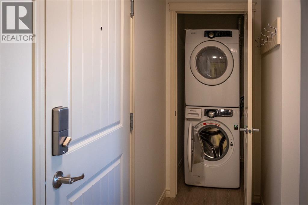 204, 304 Cranberry Park SE