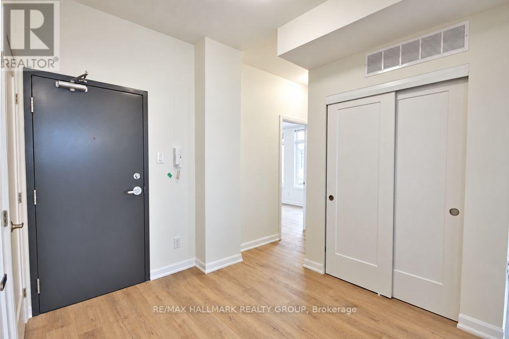 301 - 351 Croydon Avenue, Ottawa, Ontario K2B 0A4 - Photo 3 - X14088326