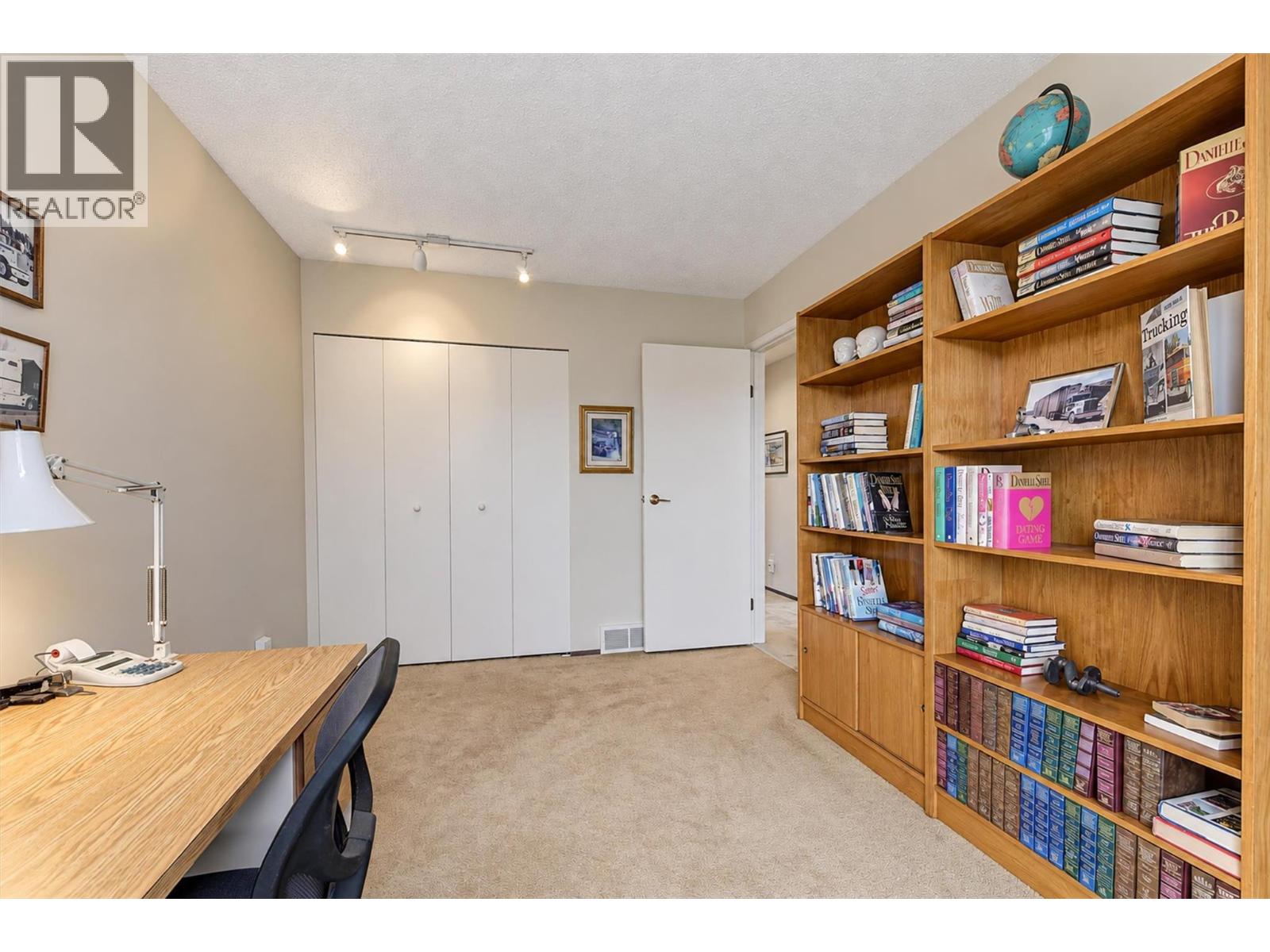 392 Valley Road N, Kelowna, British Columbia  V1V 2G1 - Photo 33 - 10402127