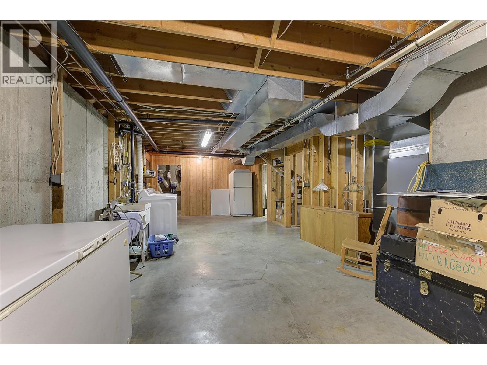 392 Valley Road N, Kelowna, British Columbia  V1V 2G1 - Photo 44 - 10402127