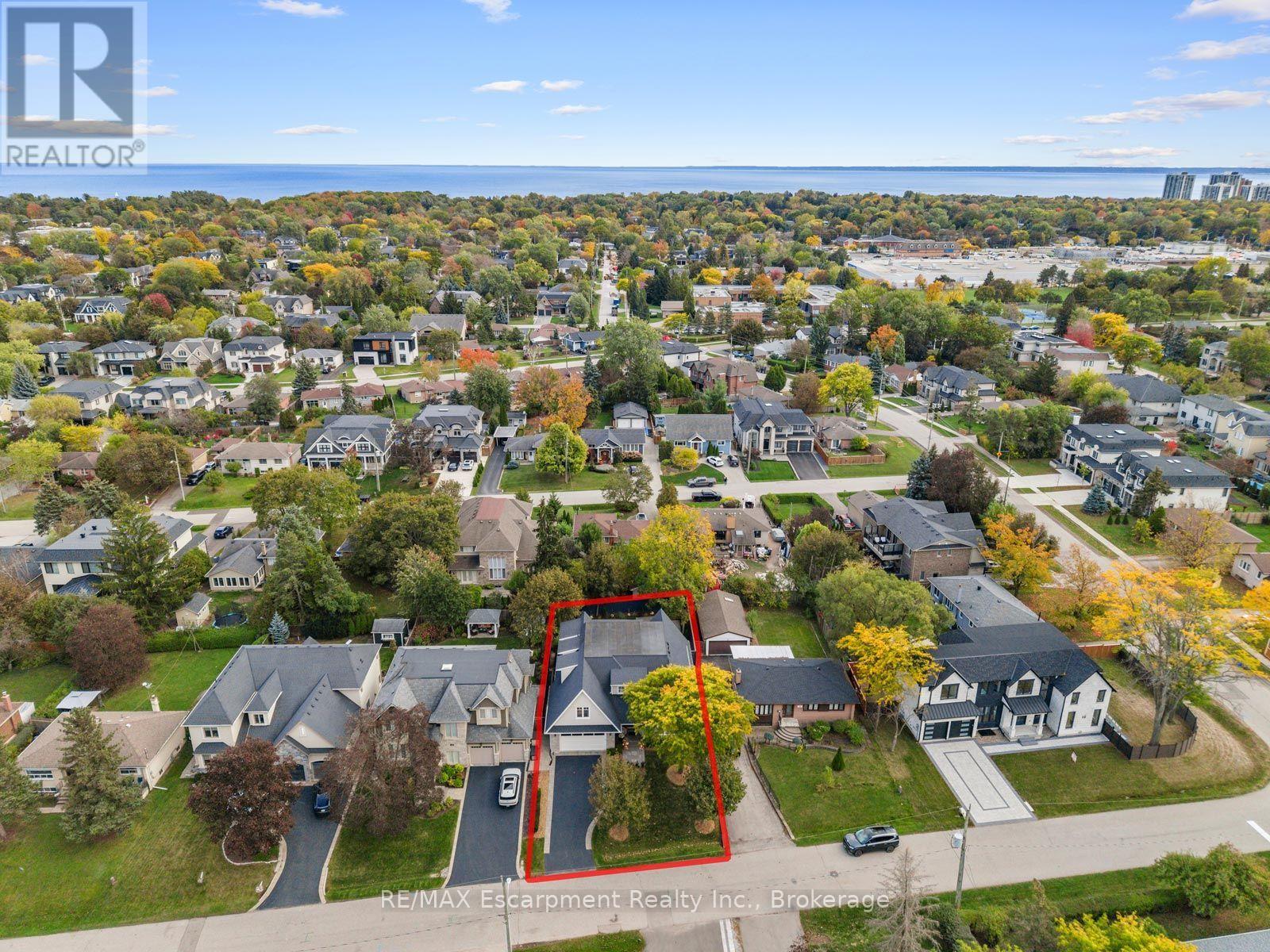 1394 Waverly Avenue, Oakville, Ontario  L6L 2S3 - Photo 49 - W14088202